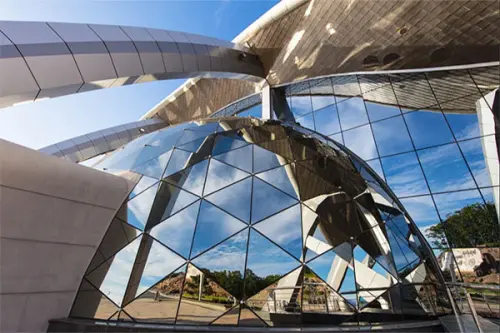 Стекло интерьерное AGC  стекло stopsol phoenix grey, 4мм (2250*3210)