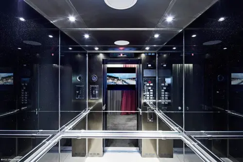 Стекло интерьерное AGC  стекло lacobel black starlight, 4мм (1605*2550) (продажа кратно 0,5 листа)